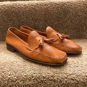 Cole Haan Pinch Tassal Loafer 9B